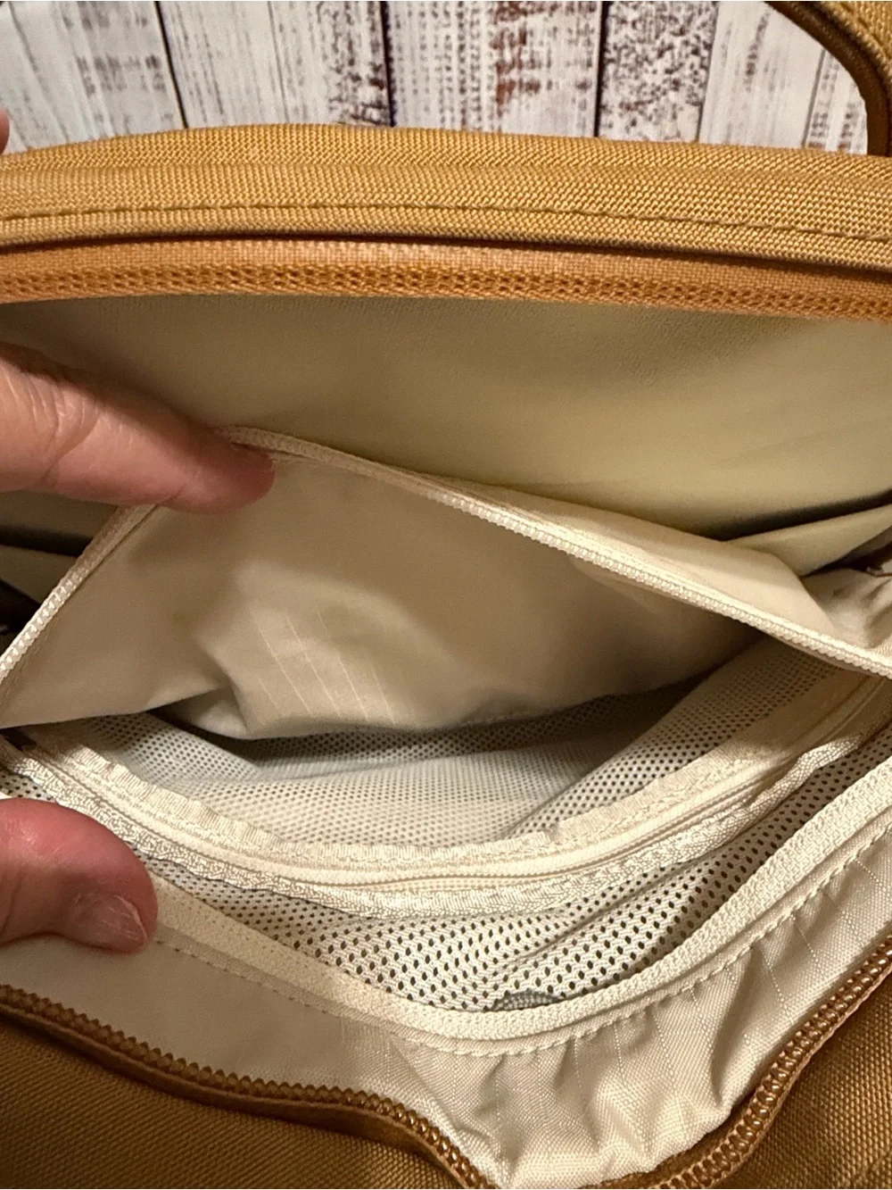 YETI Men's Crossroads Tan Backpack